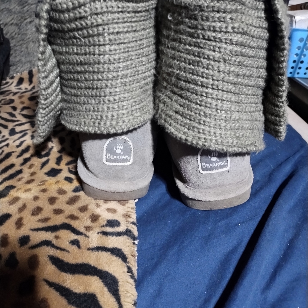Bearpaw sweater boots
